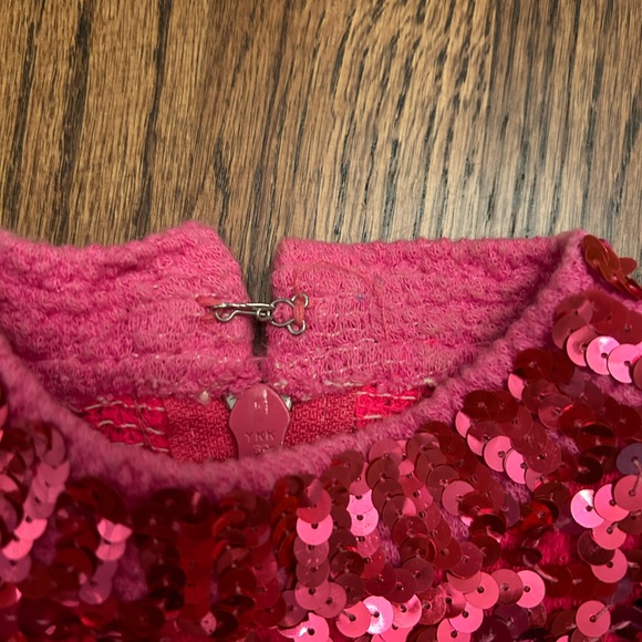 Pink sequin majorette uniform - Picture 6 of 9